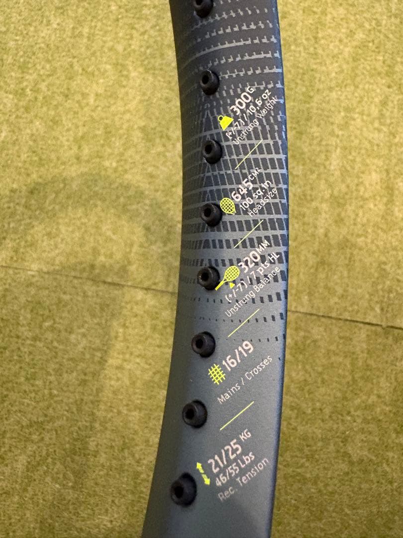 Babolat Pure Aero 100 ピュアアエロ 最新