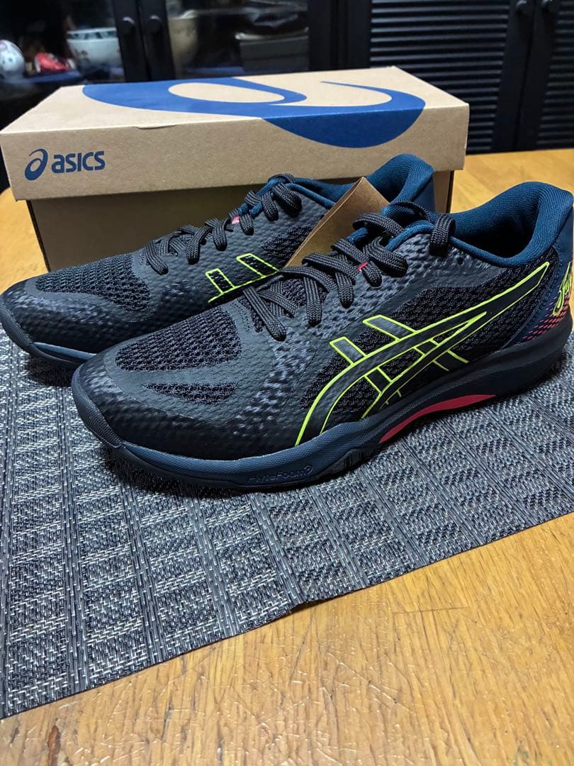 ASICS スパイクシューズ ブラック/イエローjapanモデル