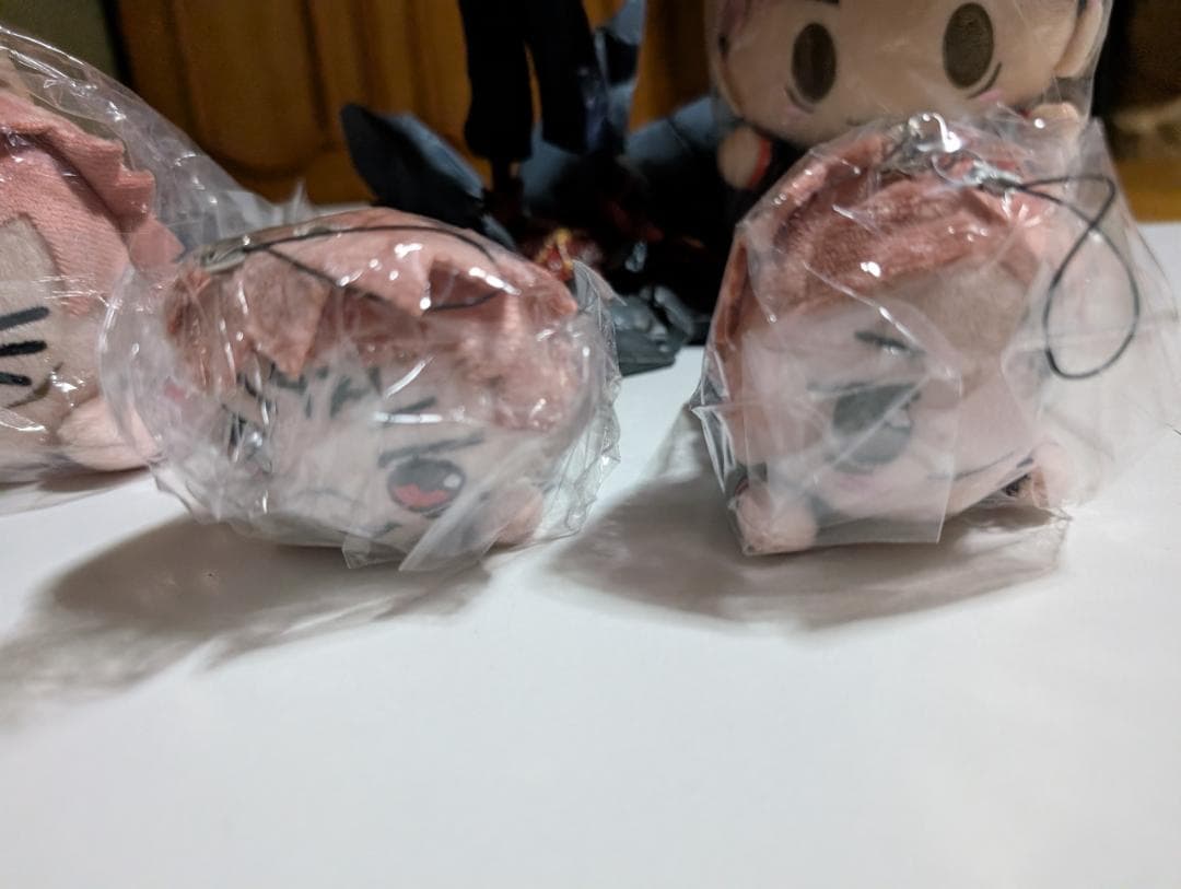 呪術廻戦 ルミナスタ フィギュア ぬいぐるみ 虎杖悠仁 両面宿儺 サンリオバッジ