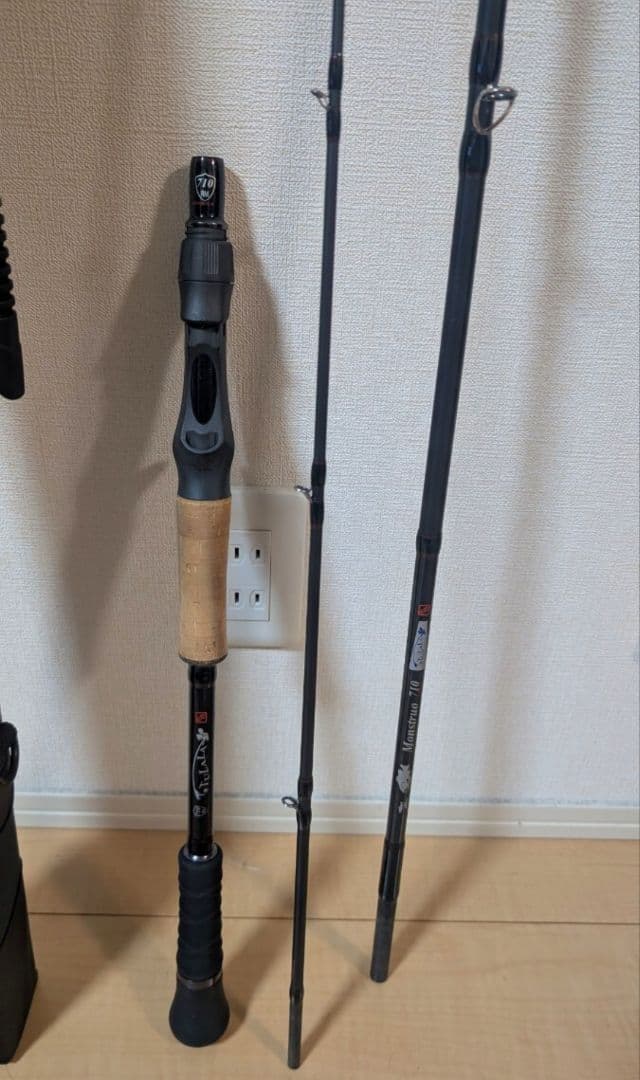 ツララ　モンストロ710モバイル