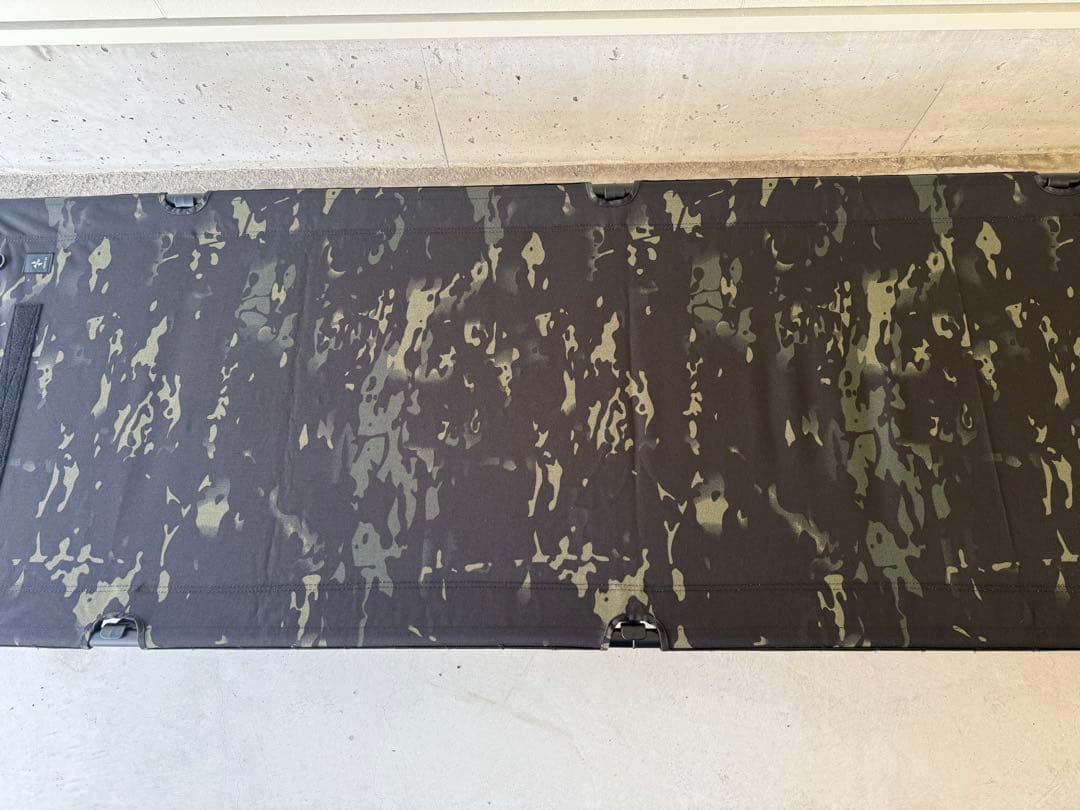 アウトドア寝具 VENTLAX TACTICAL COT MULTICAM BLACK