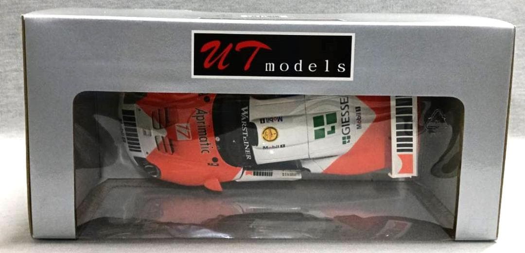 ポルシェ Porsche 911 GT1 1/18 UT モデル