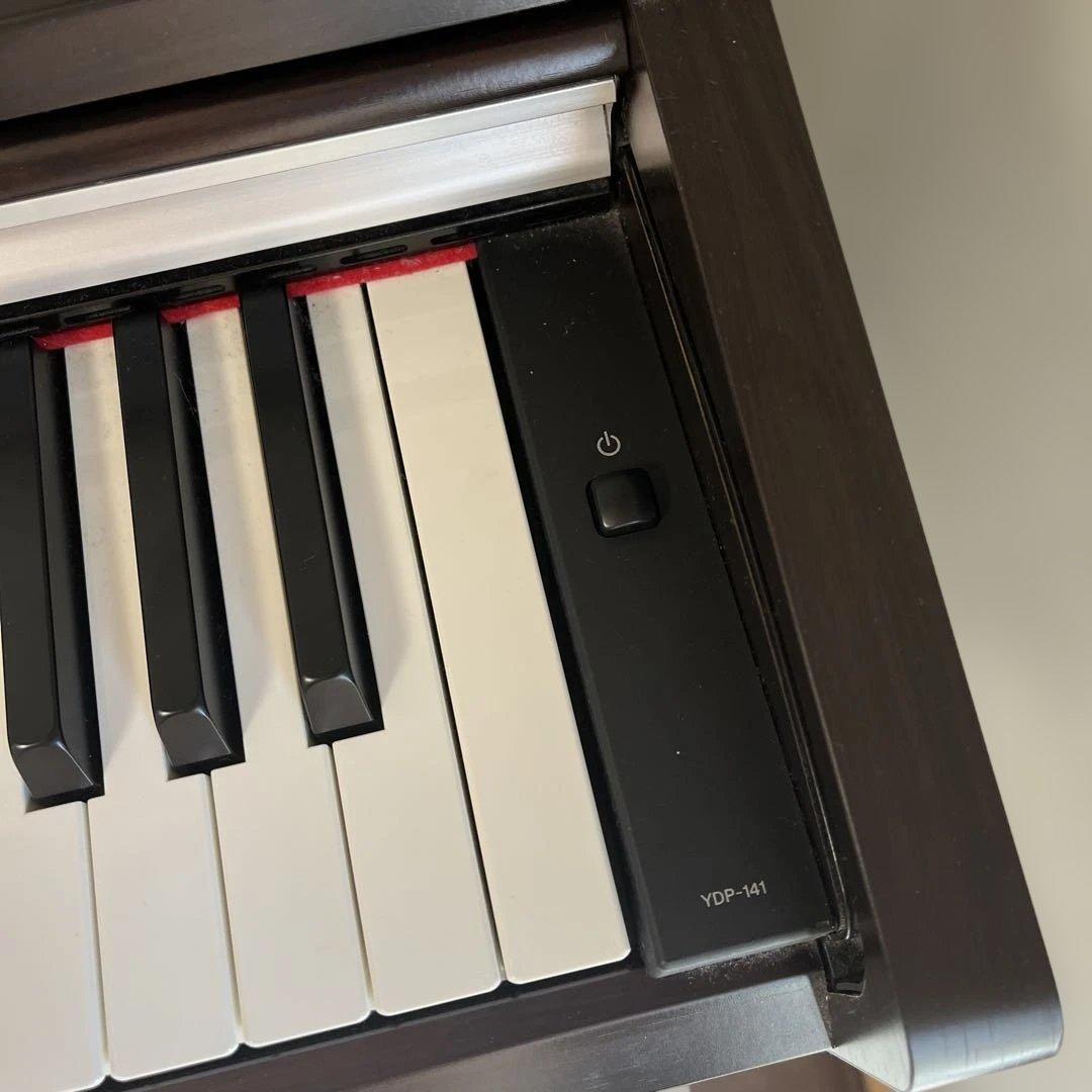 YAMAHA YDP-141 電子ピアノ　椅子付き　着払いか直接引き取り