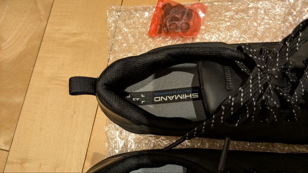 【試着のみ】 SHIMANO ビンディングシューズ SH-CT500 27.2