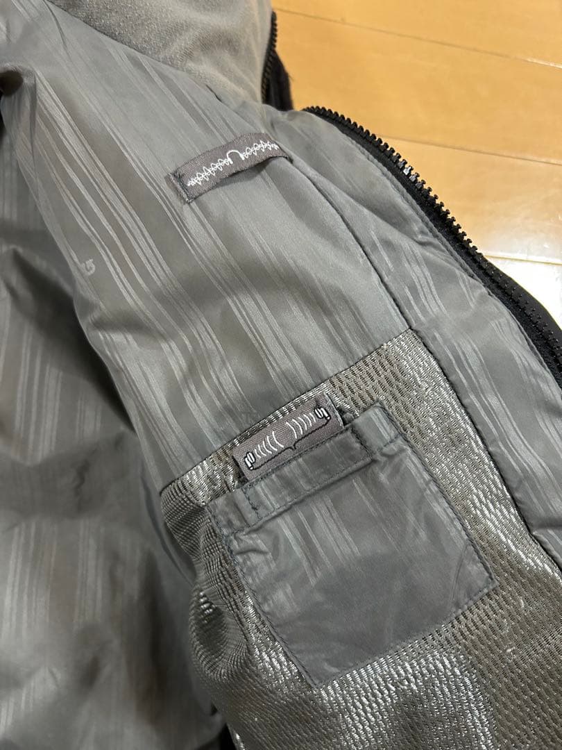 バートンダウンジャケット