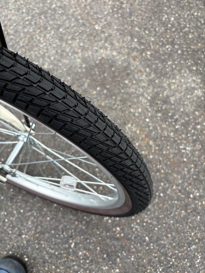ほぼ新車　Canale 折りたたみ自転車白　防犯登録込み