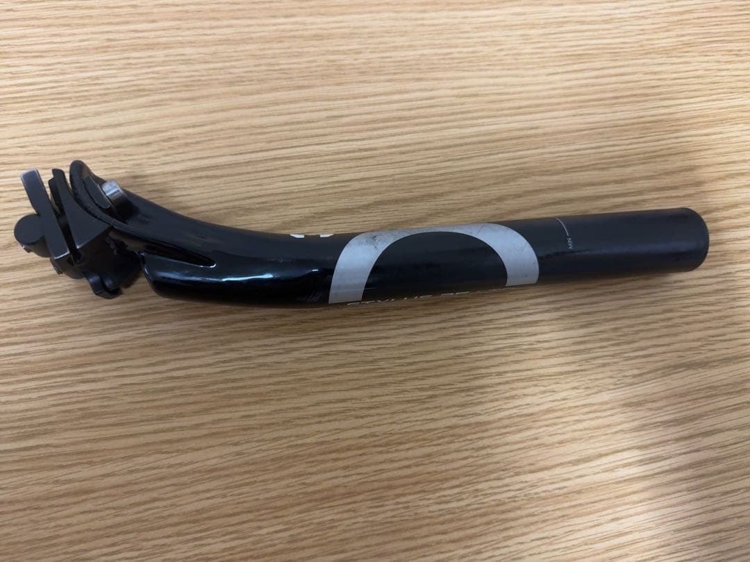 3T STYLUS 25 LTD カーボンシートポスト Φ31.6mm 黒