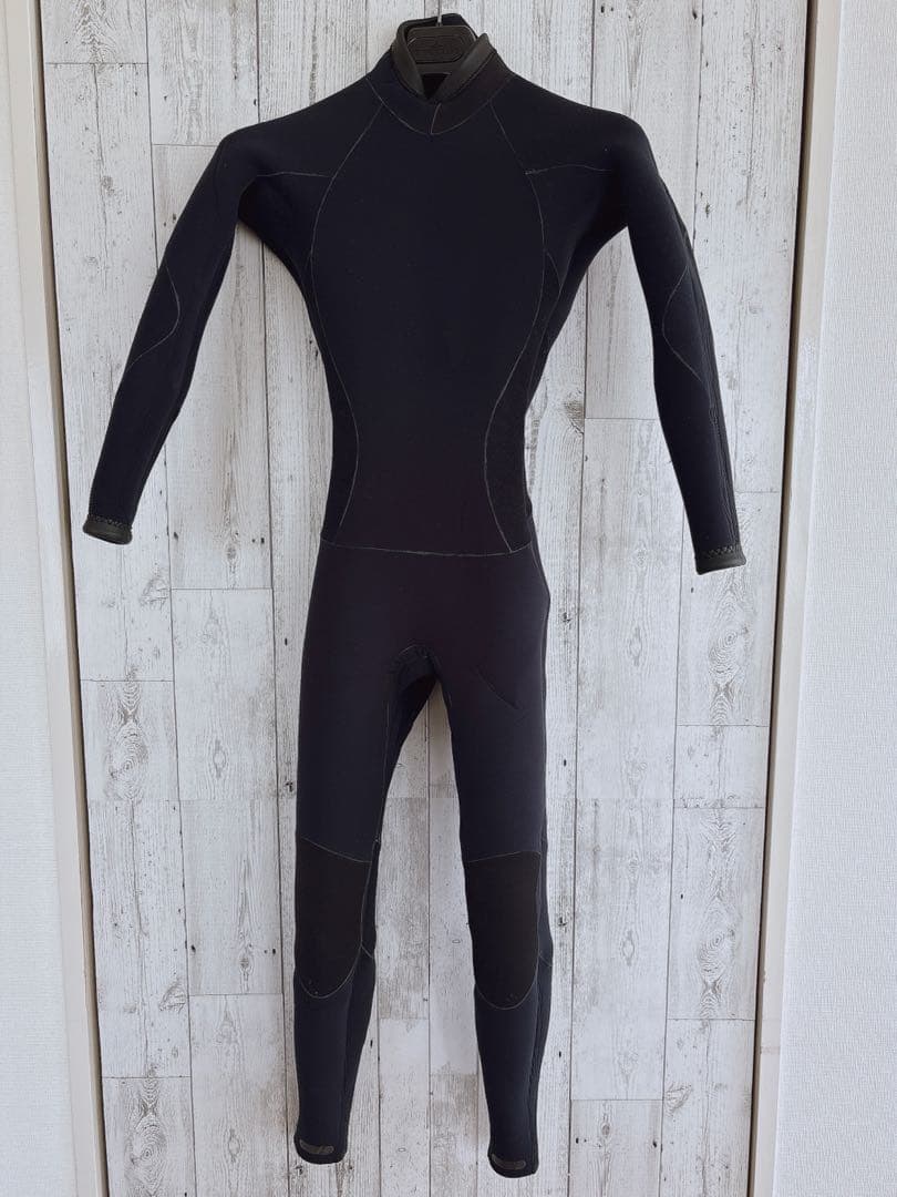 ★美品 BODY GLOVE ボディーグローブウエットスーツ 3/2mm S★