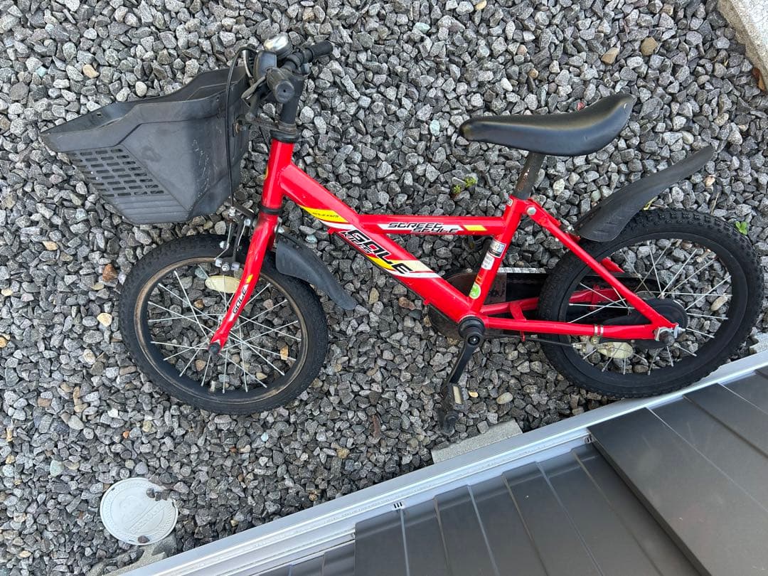 子供用自転車 赤