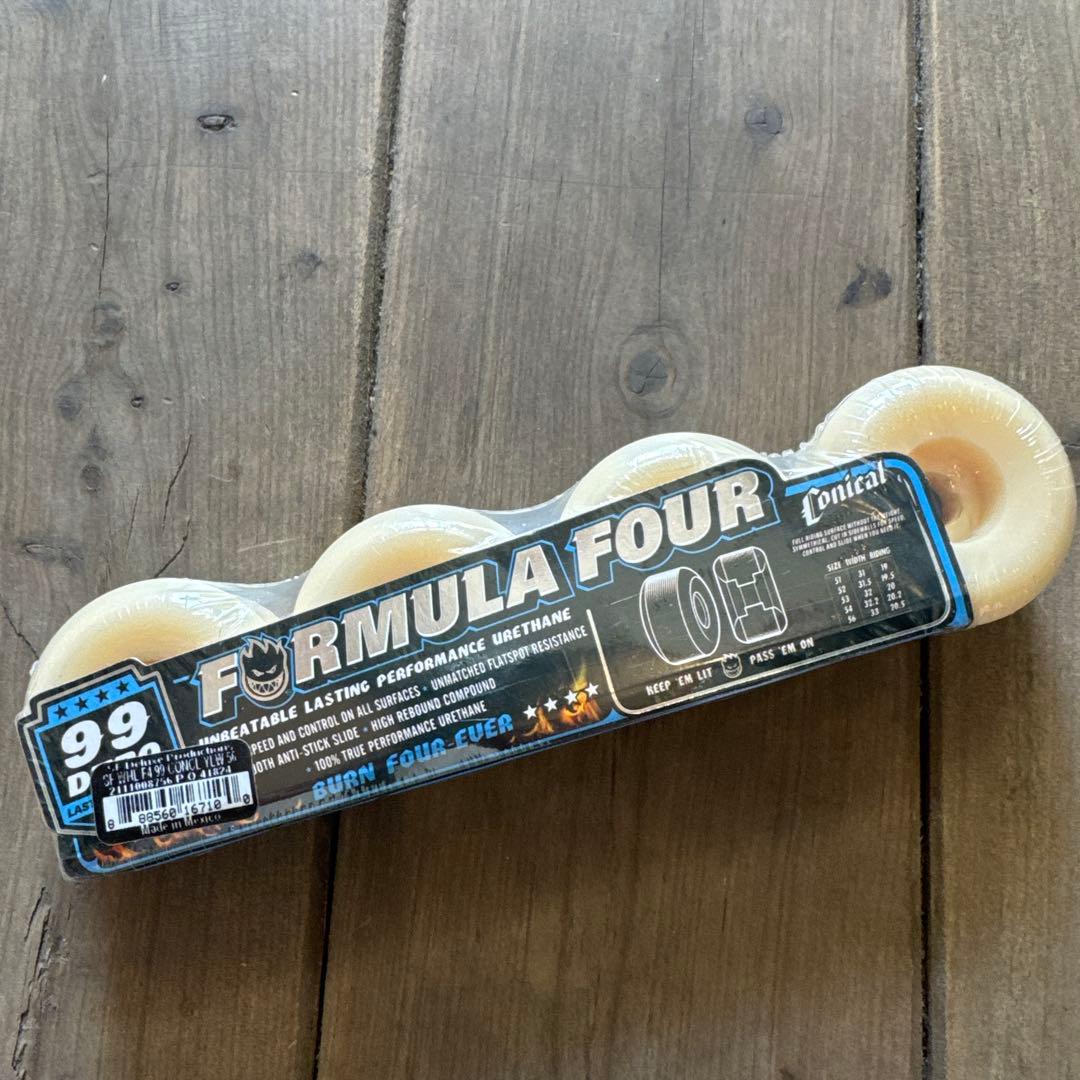 Spitfire Formula Four 56mm99aコニカルウィール