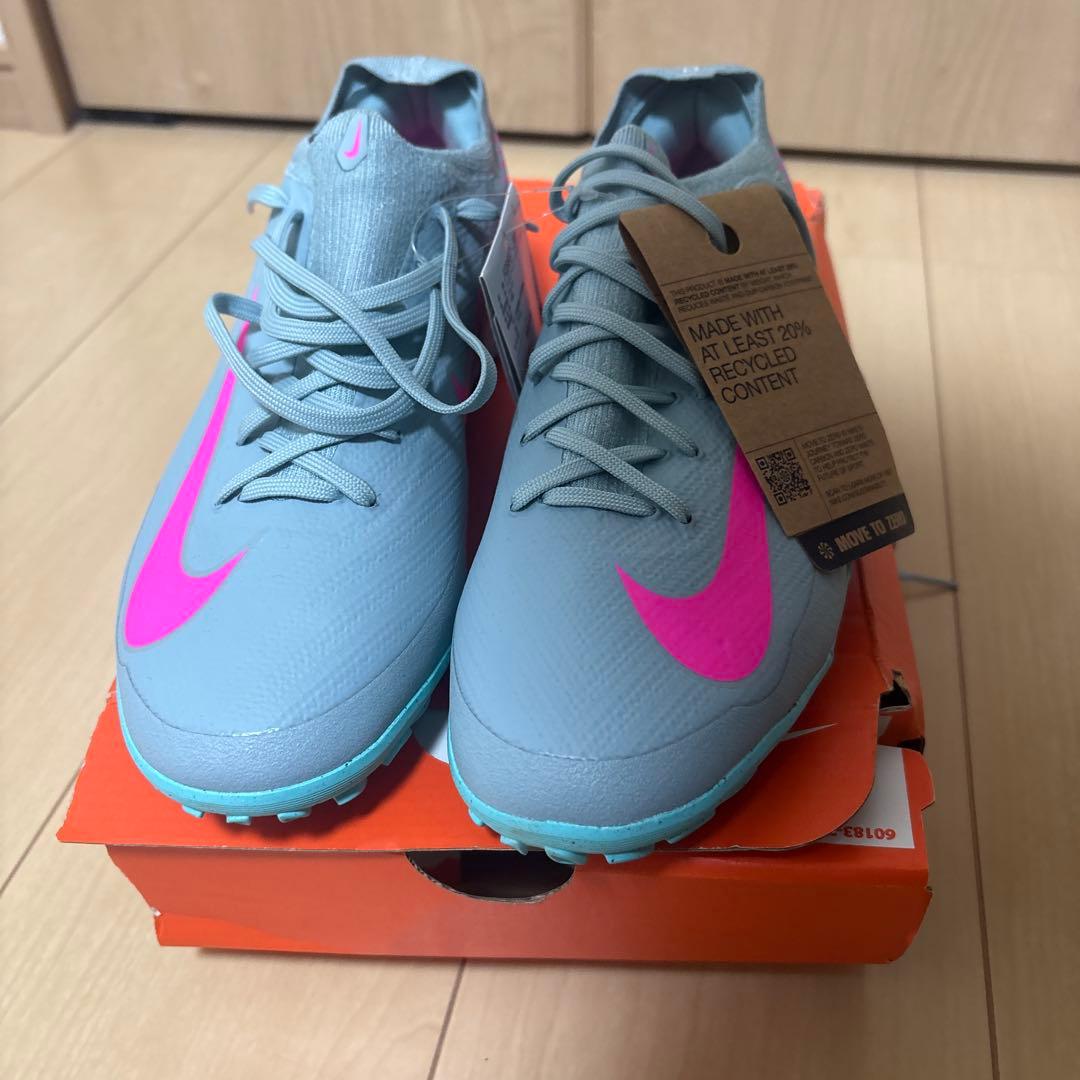 Nike サッカートレシュー