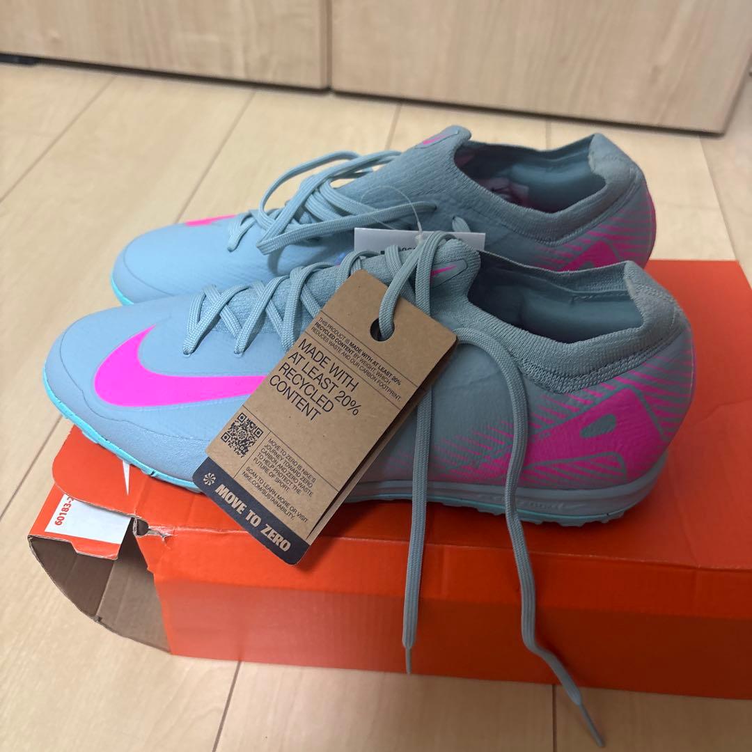 Nike サッカートレシュー