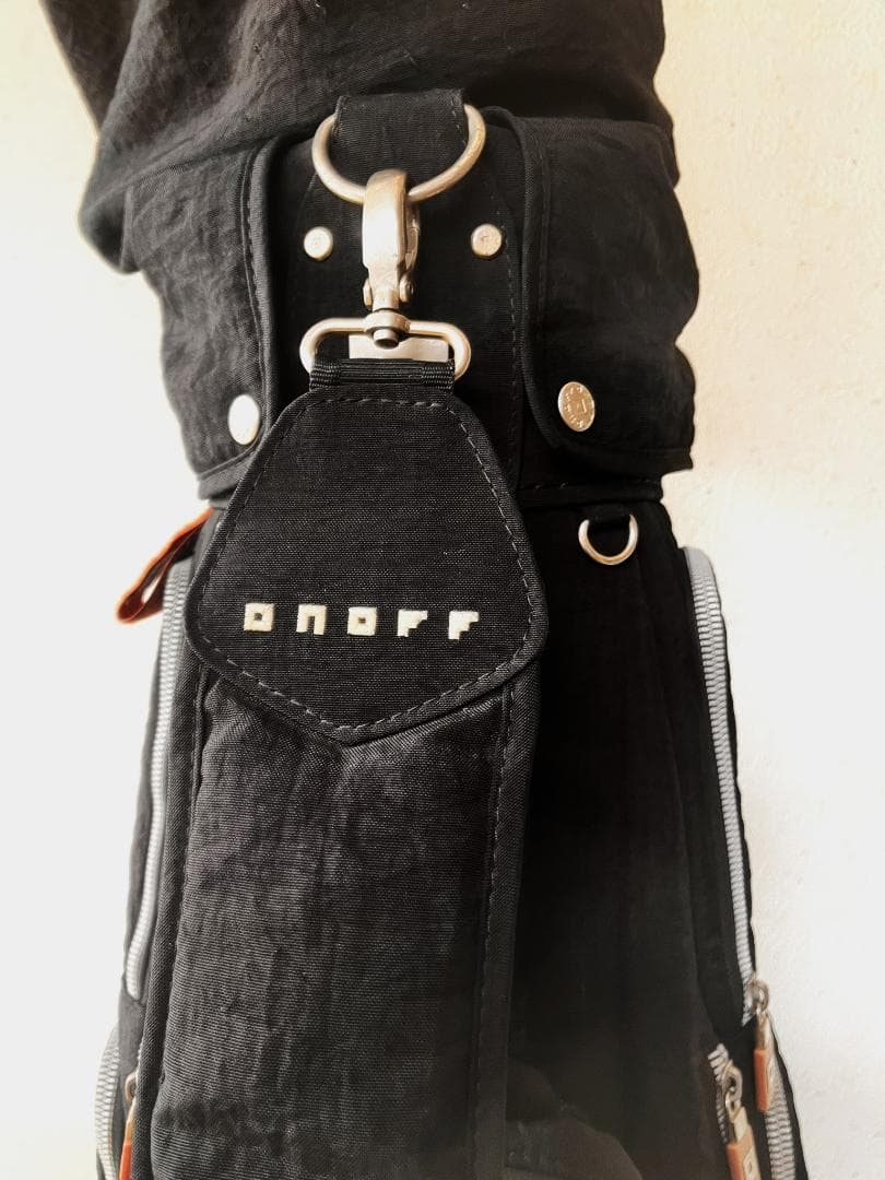 ONOFFオノフ　キャディバッグ　黒