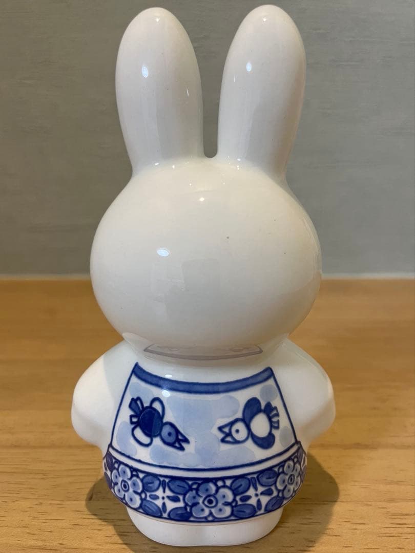 【限定品】ミッフィー　大阪関西万博　陶器　ロイヤルデルフト　スタチュー
