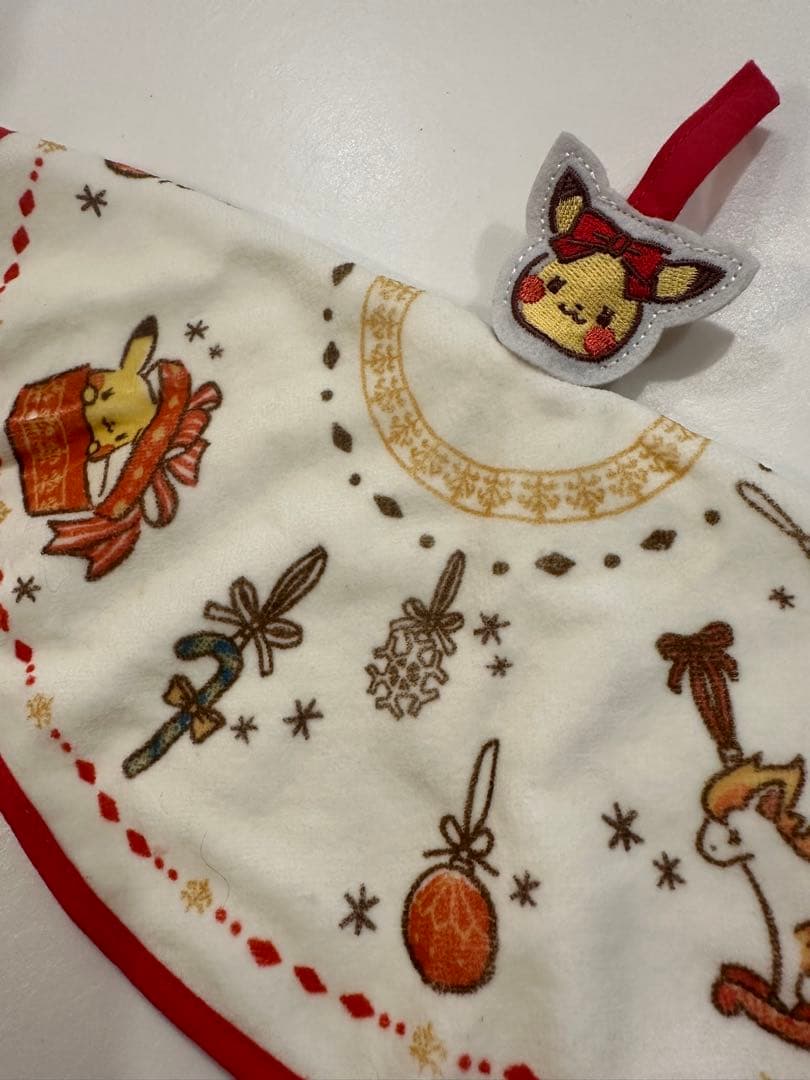イッツデモ　ポケモン　クリスマスモチーフ　サークルタオル　オーナメント缶
