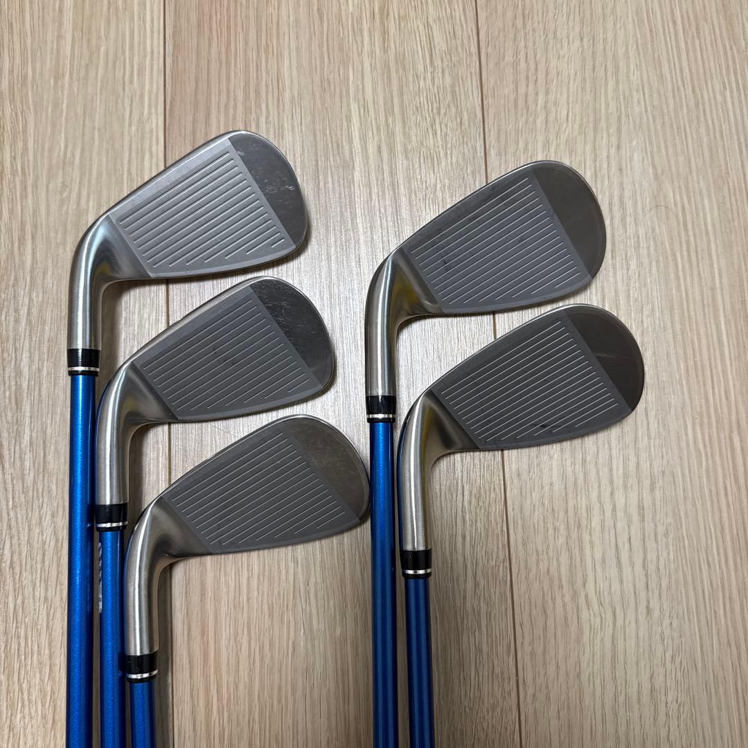 【美品】ゼクシオ13 アイアン　純正Rシャフト5本セット 6番〜PW