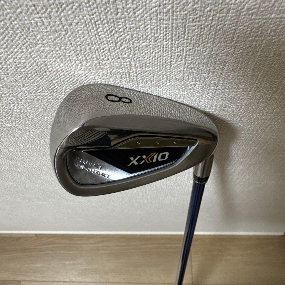 【美品】ゼクシオ13 アイアン　純正Rシャフト5本セット 6番〜PW