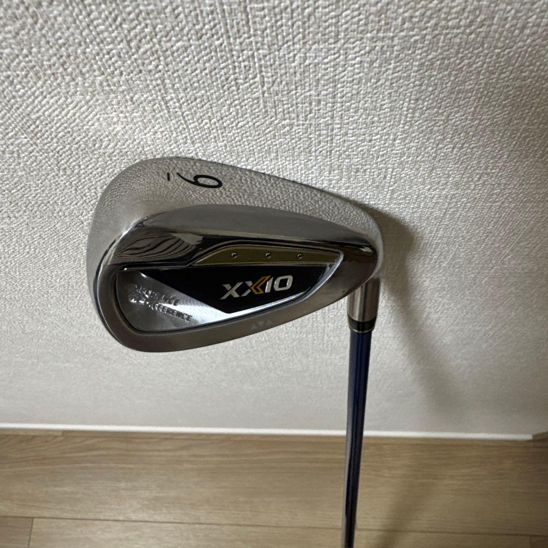 【美品】ゼクシオ13 アイアン　純正Rシャフト5本セット 6番〜PW