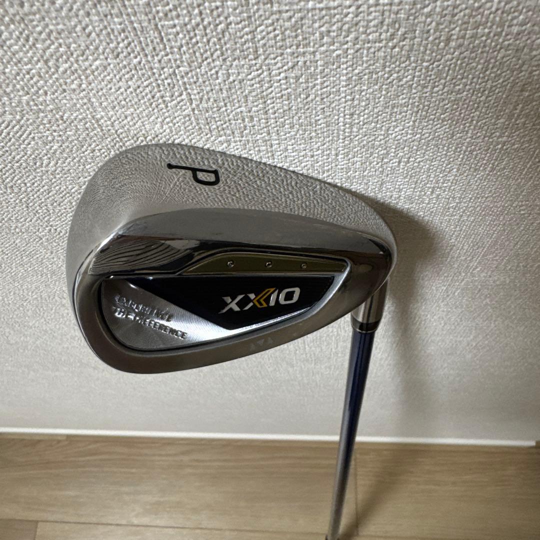 【美品】ゼクシオ13 アイアン　純正Rシャフト5本セット 6番〜PW