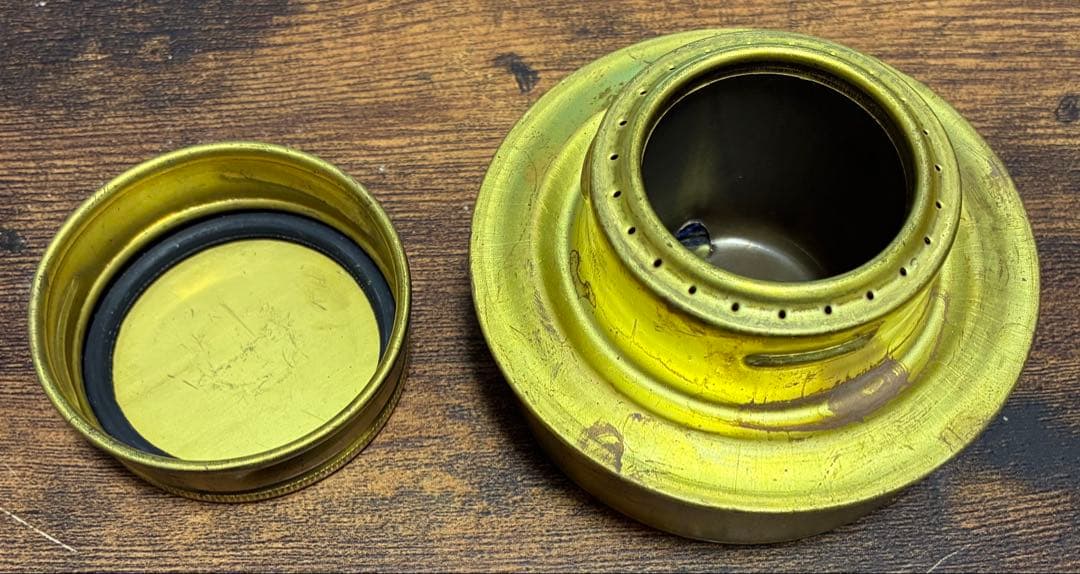 新品 未使用 スウェーデン軍 メスキット4点セット 飯盒 アルコールバーナー