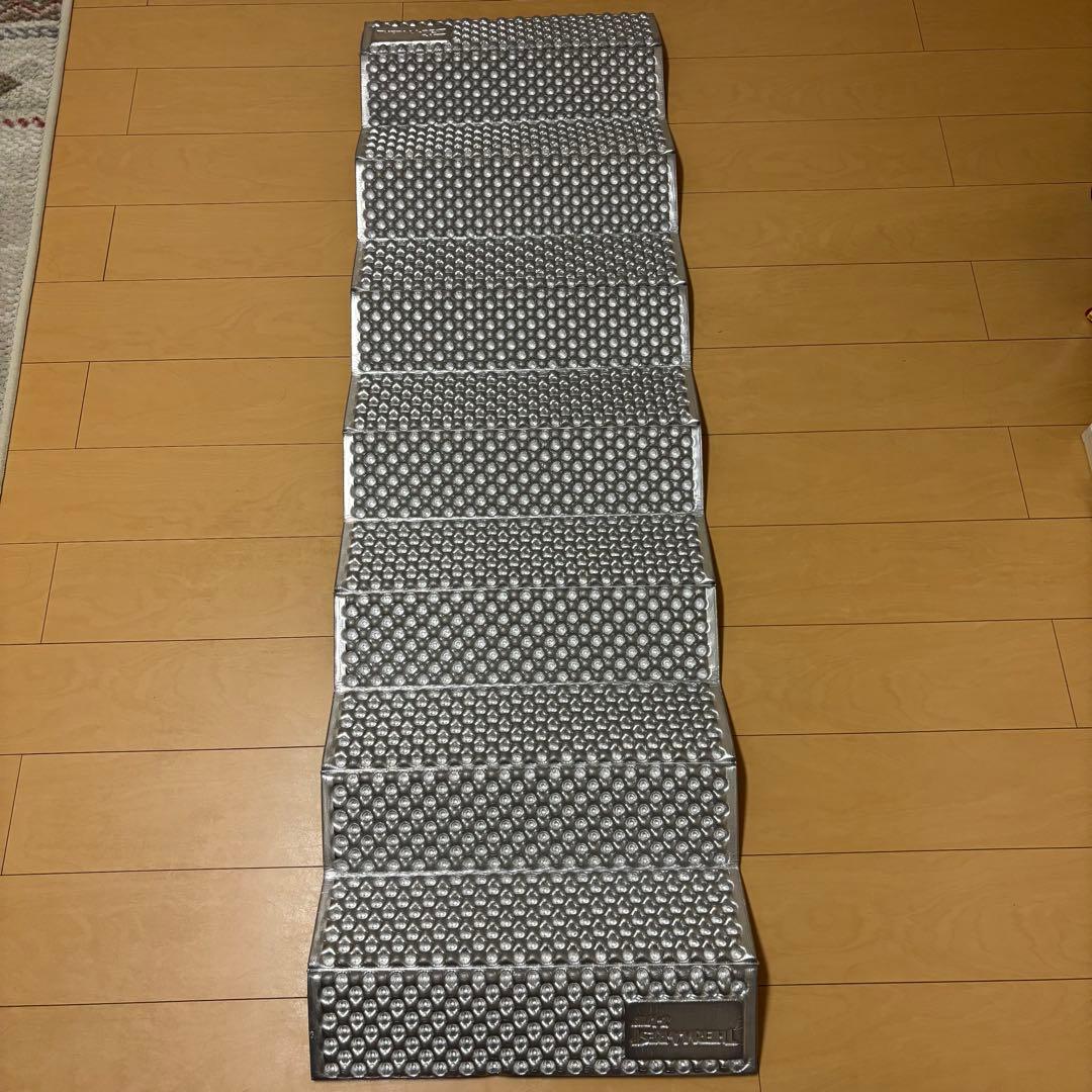 サーマレストTHERMAREST Zライトソル レギュラー