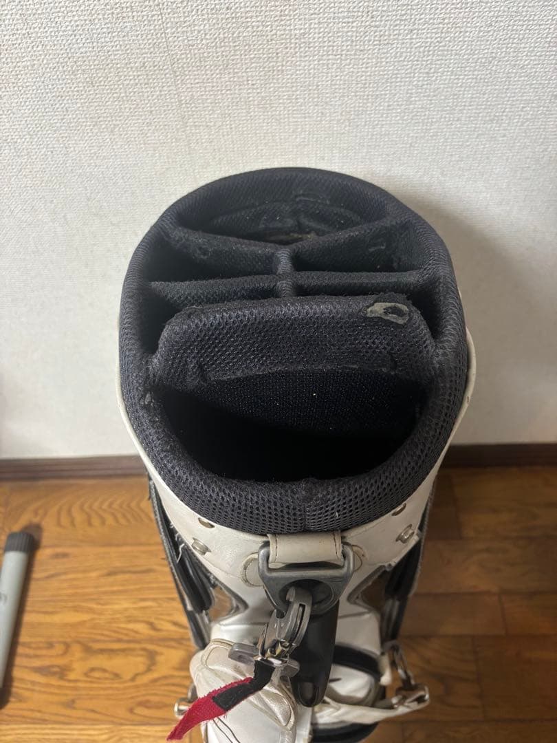 オークリー ゴルフバッグ ヘッドカバー付き