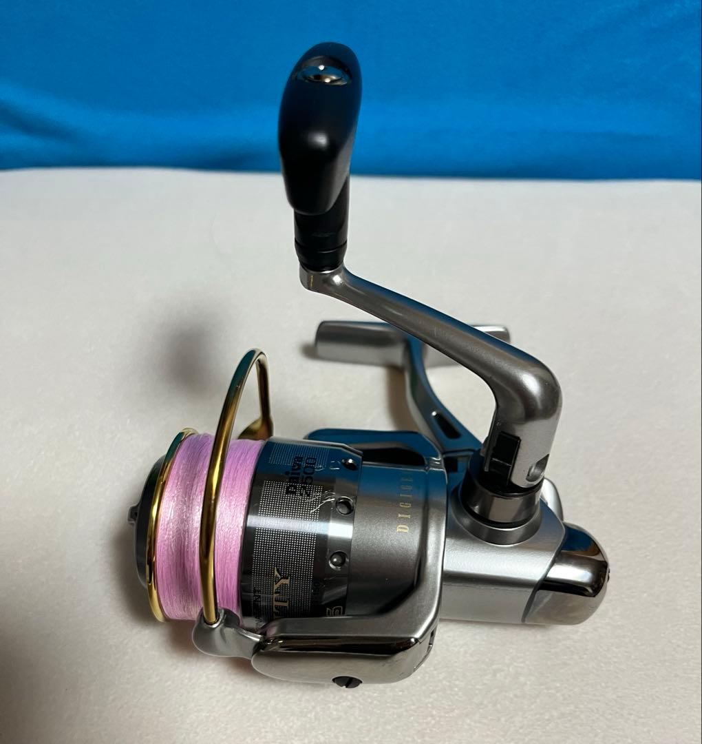 Daiwa ダイワ　トーナメント　エアリティ　2500