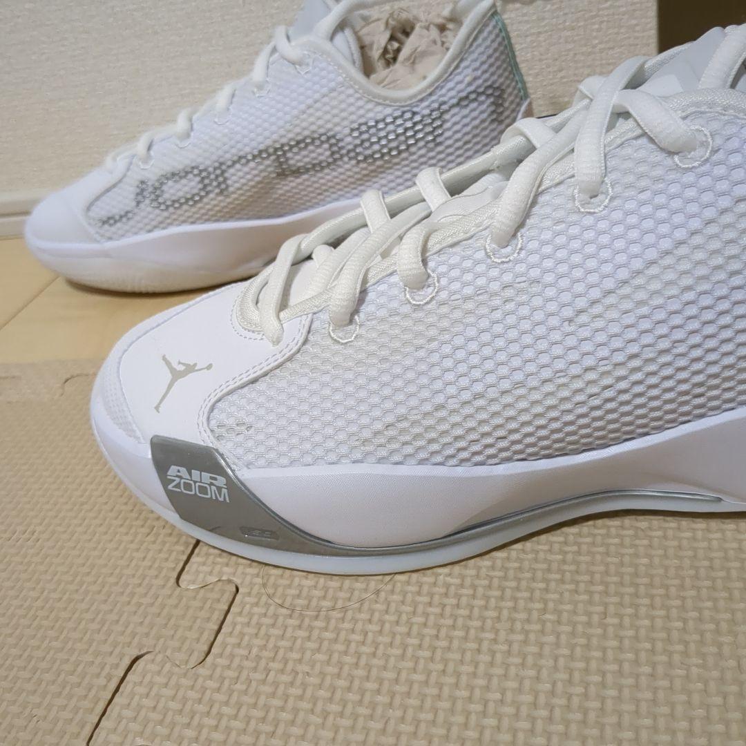 Jordan ルカ　77 バスケットボールシューズ ホワイト