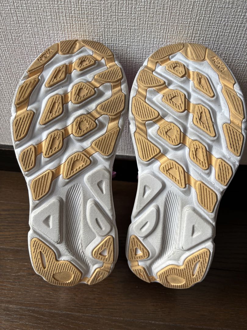 【期間限定値下げ】HOKA ONE ONE クリフトン9 ランニングシューズ