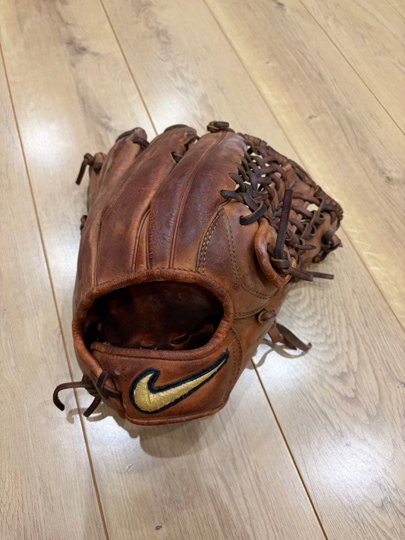 NIKE一般硬式外野手グローブ！廃盤品！高校野球対応品！