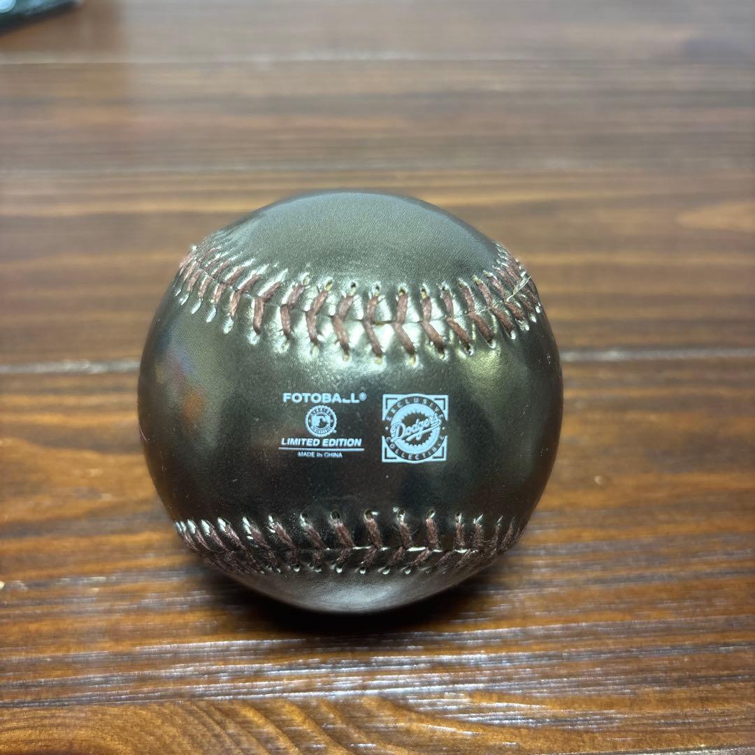 ロサンゼルス・ドジャース ボール　ゴールド
