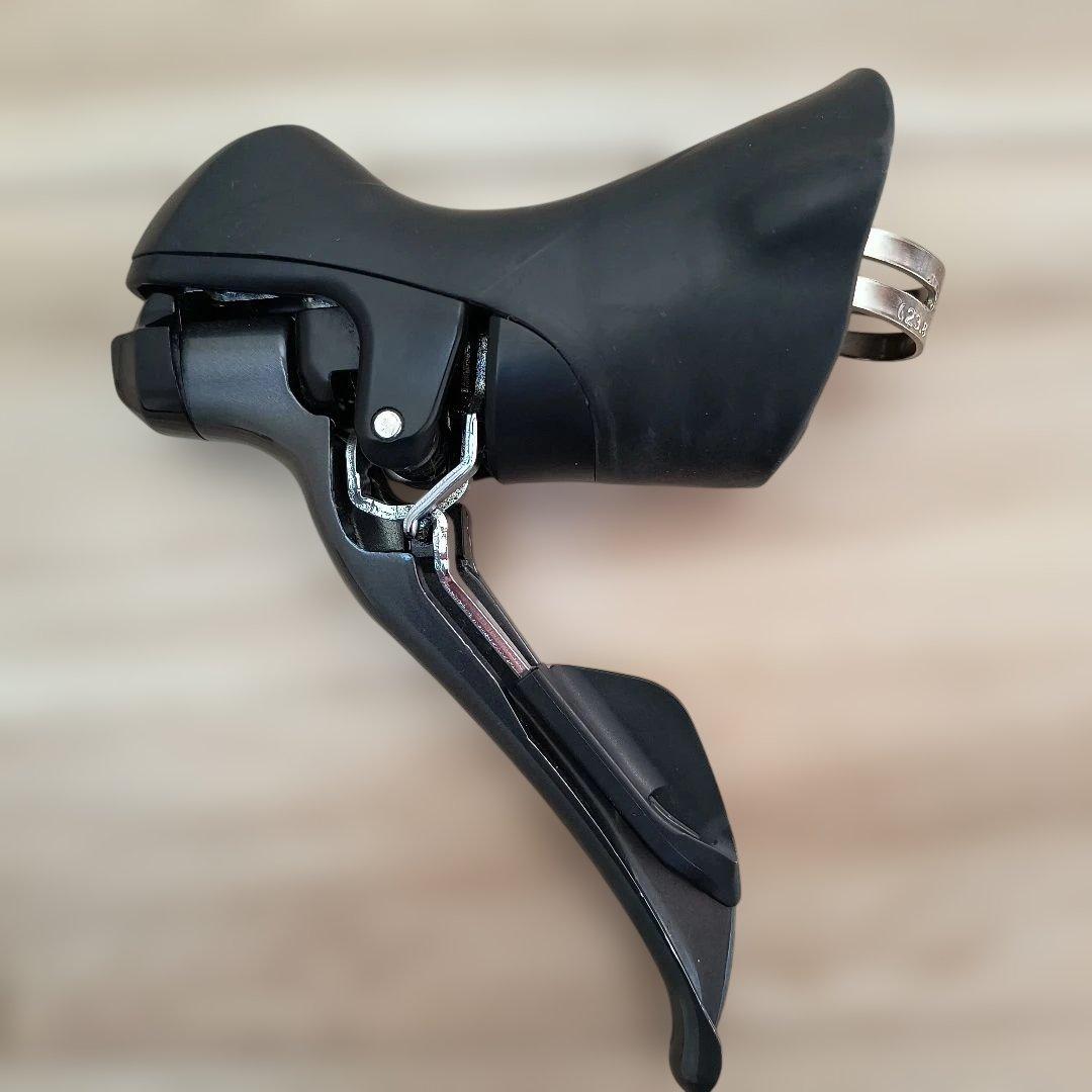 Shimano Claris R2000 2X8シフター・レバー