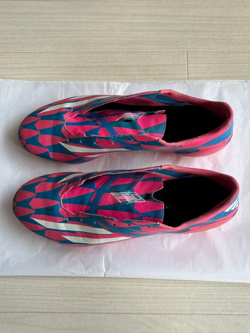 アディダス　アディゼロ　F50 サッカースパイク　FG