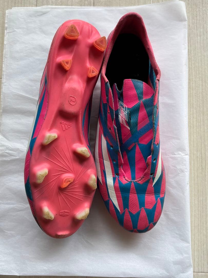 アディダス　アディゼロ　F50 サッカースパイク　FG