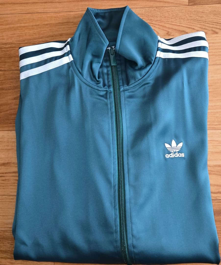 adidas トラックジャケット トラックトップ　　グリーン Lサイズ