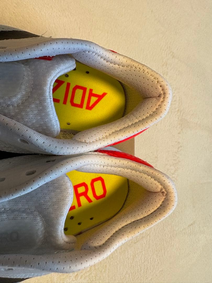 adidas アディゼロＳＬ２　23.5cm