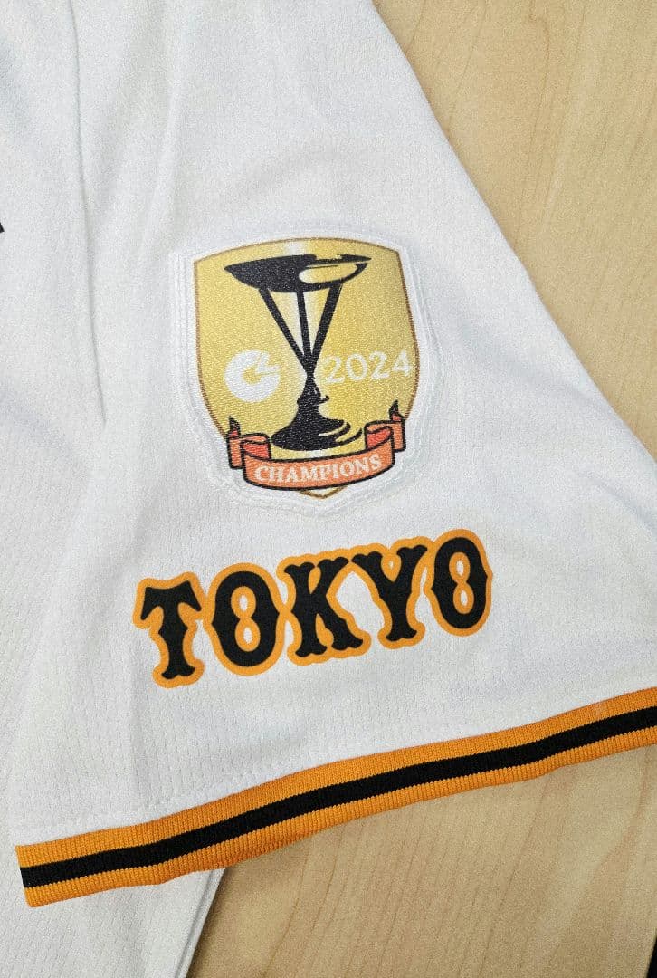 【タグ付き未使用品】読売ジャイアンツ ヘルナンデス ユニフォーム Mサイズ