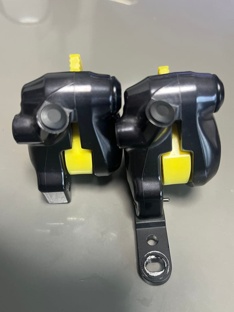 SHIMANO ULTEGRA ディスクブレーキキャリパー BR-R8170