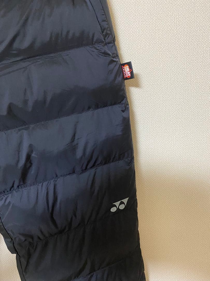 新品　ヨネックス　中綿パンツ　ヒートカプセル　ブラック　Sサイズ