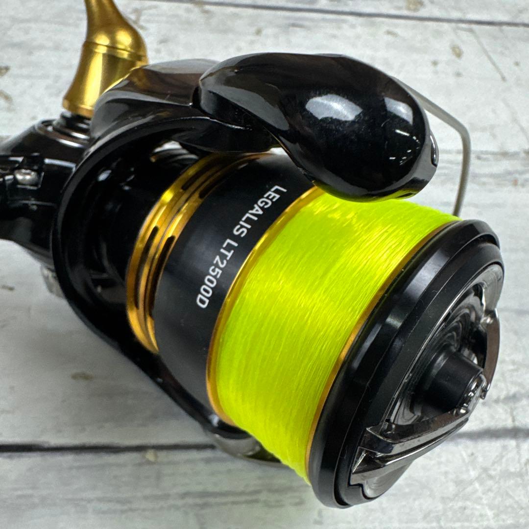 DAIWA LEGALIS LT2500D レガリス スピニングリール 釣り