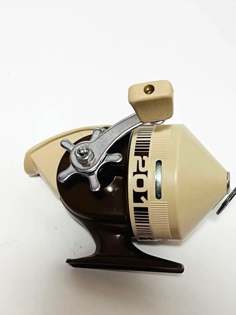 幻の新品未使用　アングリング　ウルトラキャストリール　ビンテージ　激レア
