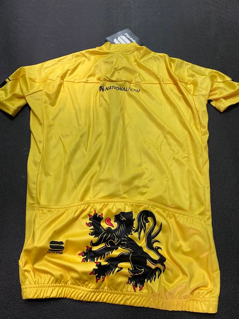 sportful ベルギーナショナルチームLIONジャージ　Lサイズ