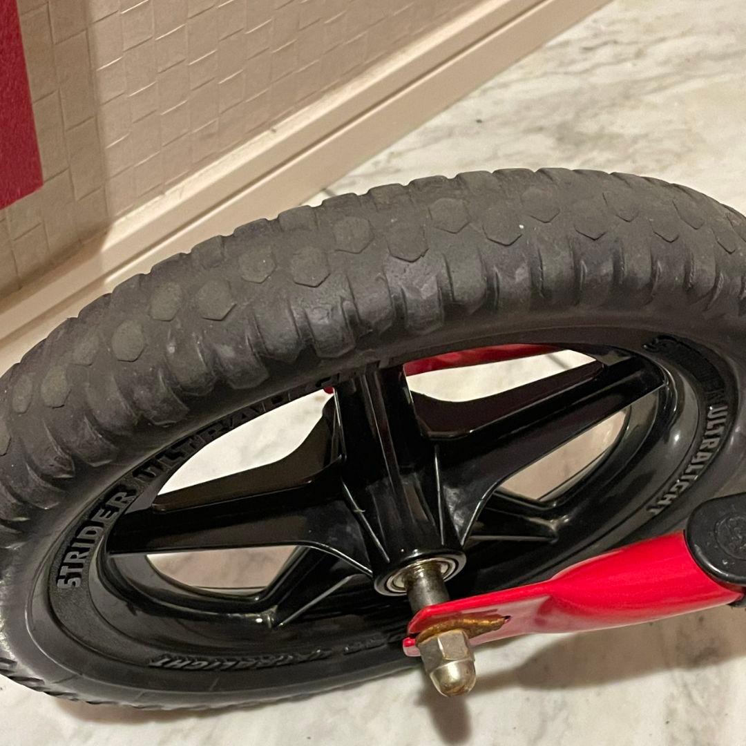 良品 STRIDER バランスバイク レッド　12インチ SPORT スポーツ