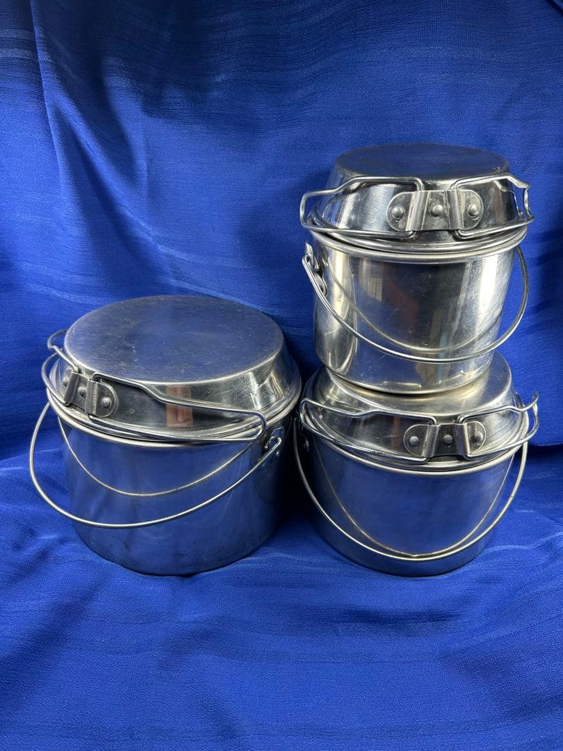 中古品イギリス　メーカーホットン社ブルドッグ　ビリー缶大中小型アルミ製3個セット