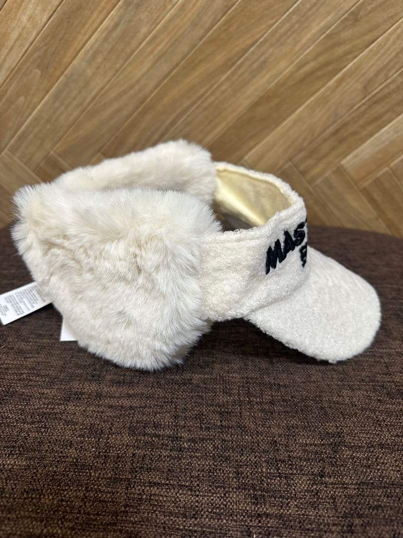 新品未使用MASTER BUNNY マスターバニーエディションモコモコバイザー