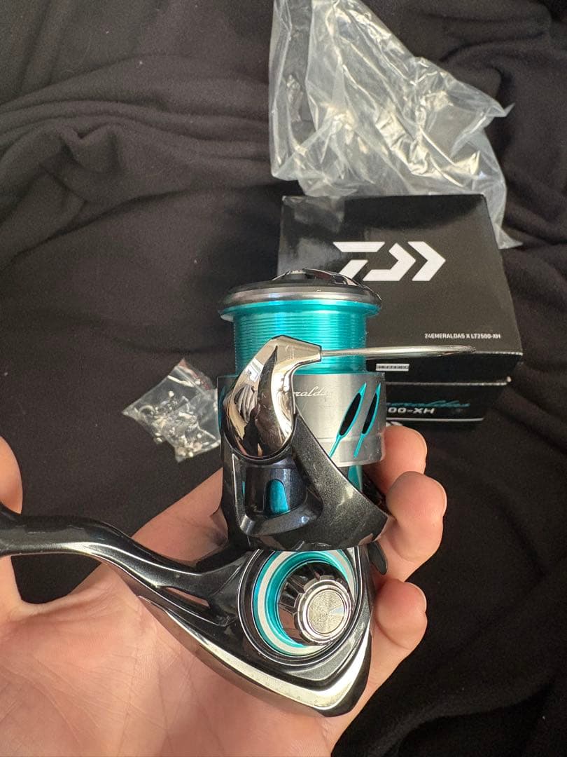 Daiwa エメラルダスLT2500-XH スピニングリール