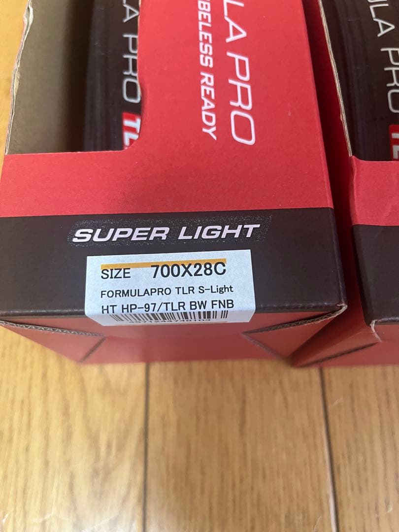 パーツ IRC FORMULA PRO TLR S-Light 700X28C