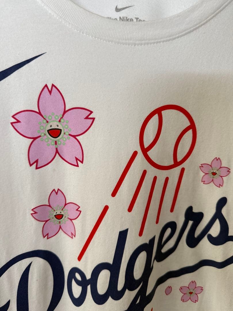Nike Dodgers 桜デザイン 村上隆 Tシャツ 少し染みあり