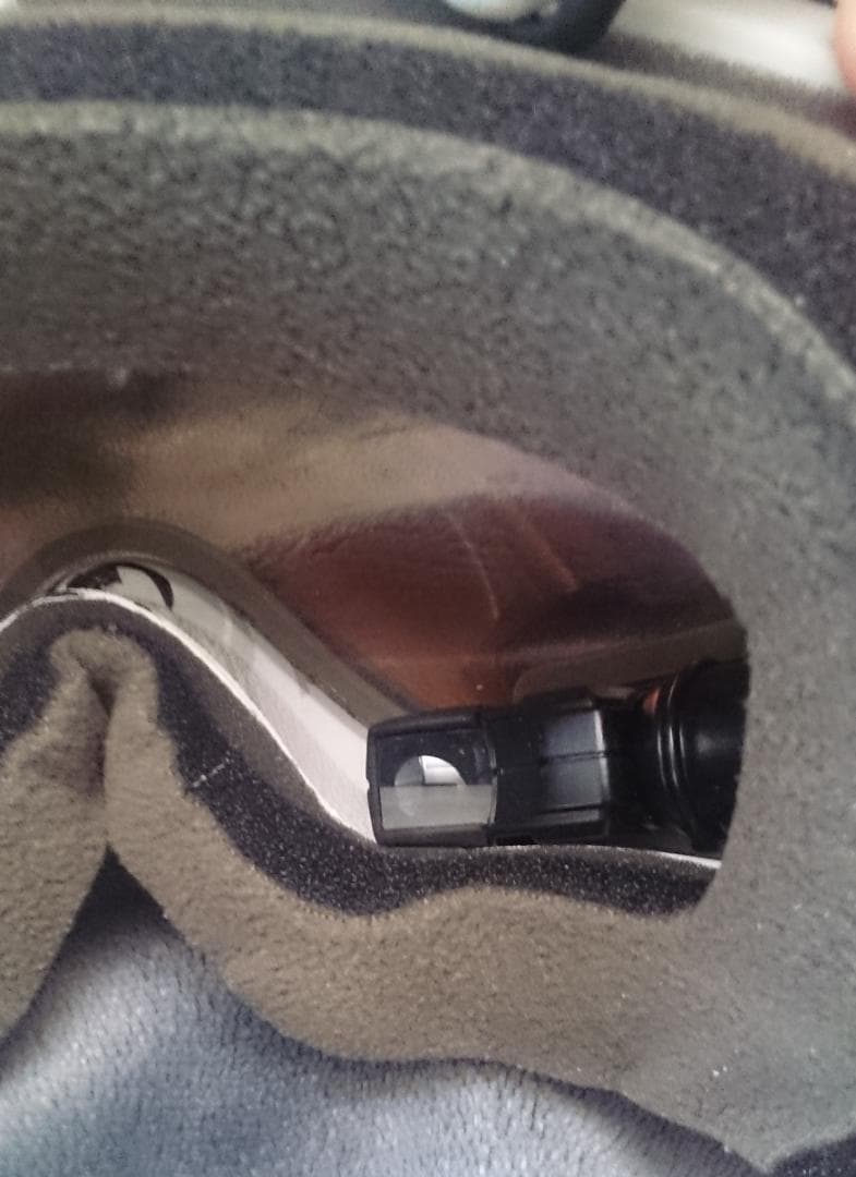無言購入OK！！　ディスプレイ内蔵ゴーグル OAKLEY AIRWAVE 1.5