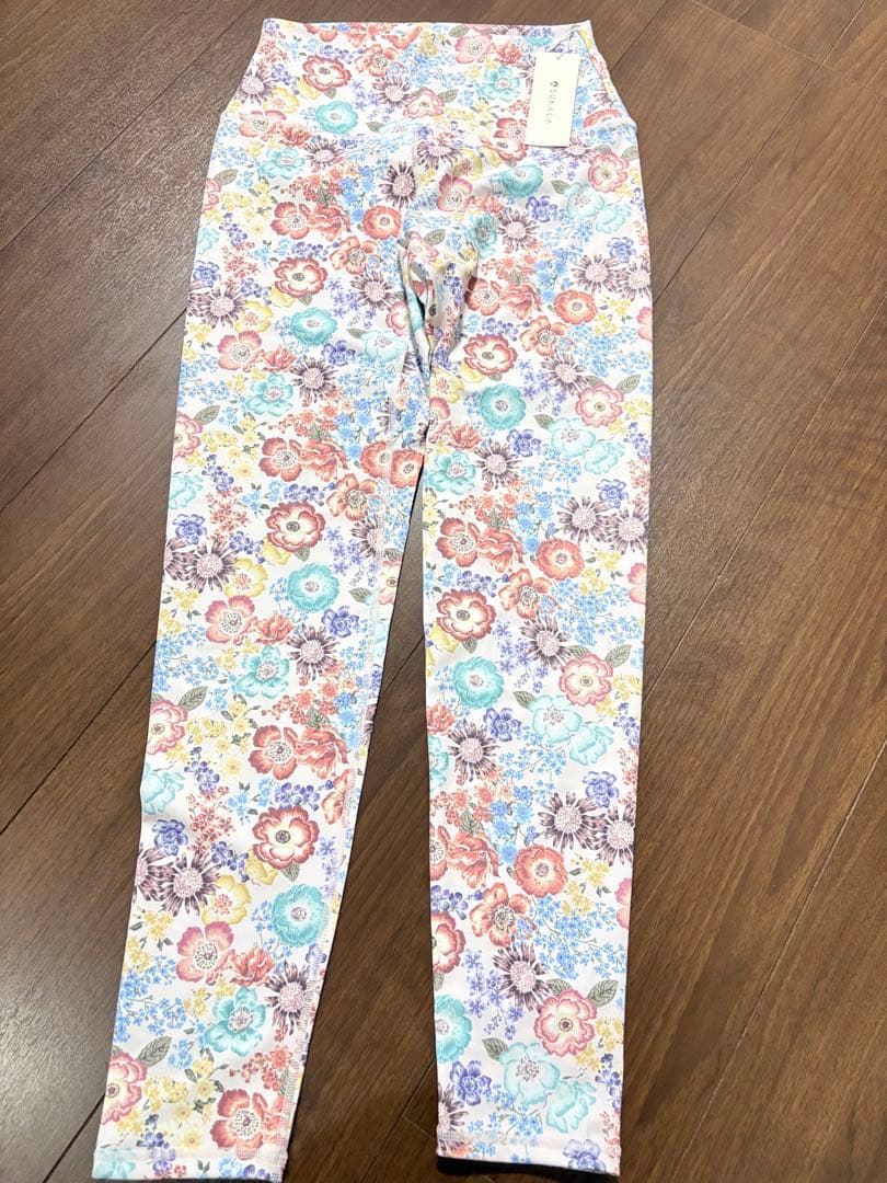【週末セール】SUKALA エンブロイダリープリントレギンス マルチピンク M